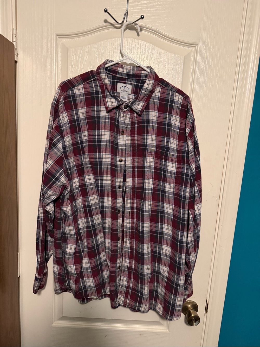 Men's Red Plaid Long-Sleeve Button-Down Shirt - Casual